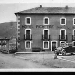 Picheyre Hotel 2*