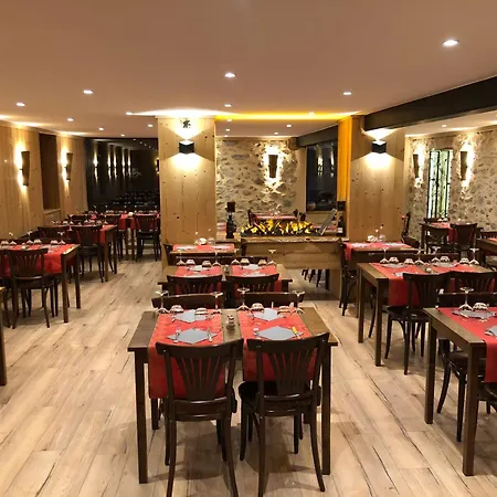 Picheyre Hotel